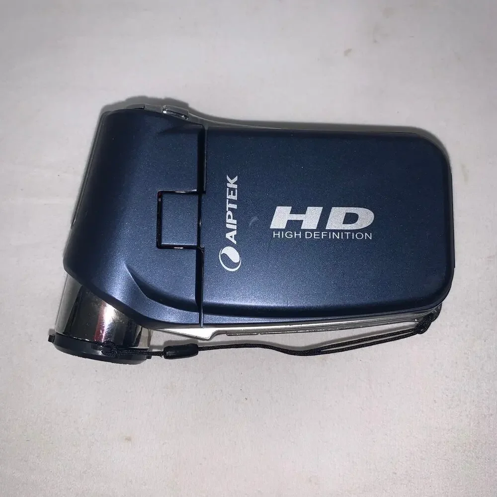 Aiptek Handheld HD Camcorder V5V 8MP Blue Voice Recorder *CAMERA ONLY*